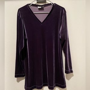 Short Purple Velvet Dress with long sleeves